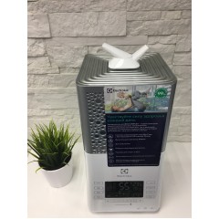 Увлажнитель воздуха Electrolux EHU-3815D