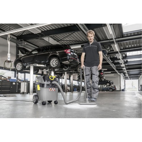 Пылесос Karcher NT 30/1 Ap L