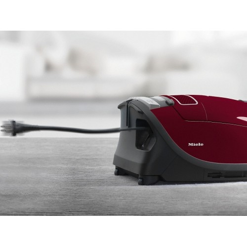 Пылесос Miele Complete C3 Cat&Dog PowerLine SGEA3