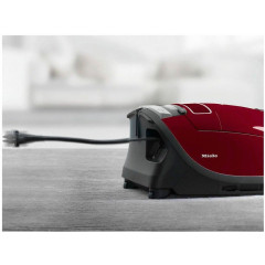 Пылесос Miele Complete C3 Active SGDF3 (красный)