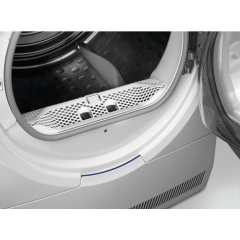 Сушильная машина Electrolux EW8HR258B