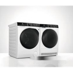 Сушильная машина Electrolux DelicateCare 800 EW8H258B