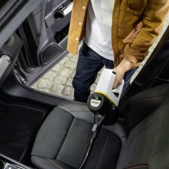 Вертикальный пылесос Karcher VC 4 Cordless myHome Car