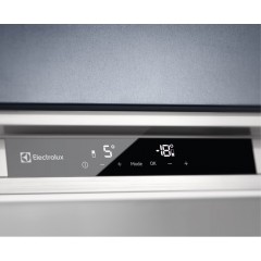 Холодильник с морозильником Electrolux RNS9TE19S