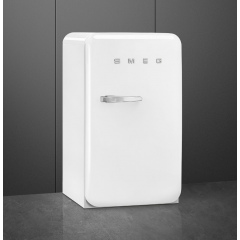 Однокамерный холодильник Smeg FAB10HRWH5
