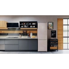 Холодильник Hotpoint-Ariston HTR 5180 M