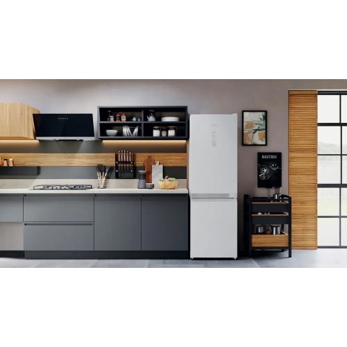 Холодильник Hotpoint-Ariston HTS 5180 W