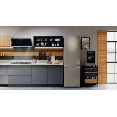 Холодильник Hotpoint-Ariston HTS 9202I BZ O3