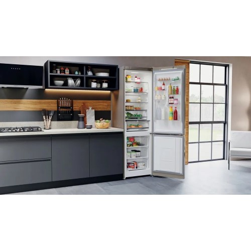 Холодильник Hotpoint-Ariston HTS 8202I BZ O3