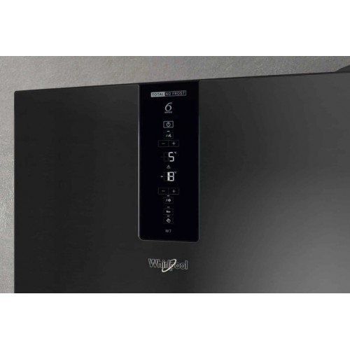 Холодильник с нижней морозильной камерой Whirlpool W7X 93T KS