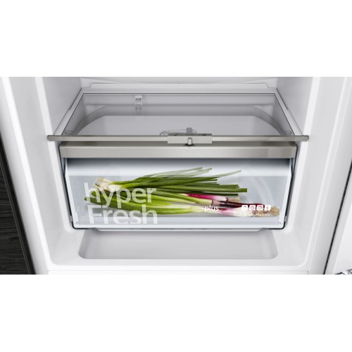 Холодильник с морозильником Siemens KI87SADD0