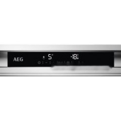 Холодильник AEG SCB818E8TS