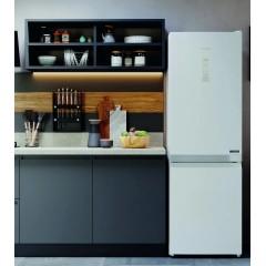 Холодильник Hotpoint-Ariston HT 5181I W