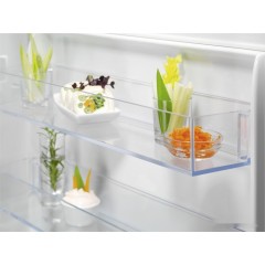 Холодильник Electrolux LNS5LE18S