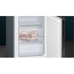 Холодильник Siemens iQ500 KG39E8XBA