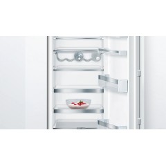 Однокамерный холодильник Bosch Serie 6 KIR81AFE0