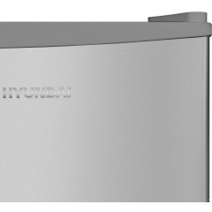 Однокамерный холодильник Hyundai CO1003 (серебристый)