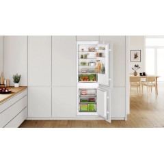 Встраиваемый холодильник Bosch Serie 2 KIN86NSE0