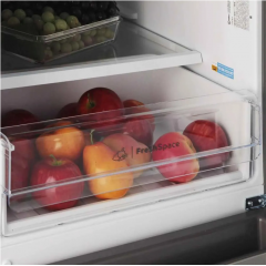 Холодильник с морозильником Indesit ITS 4180 NG