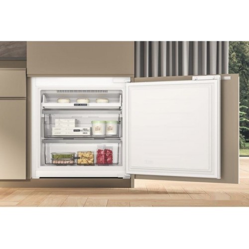 Холодильник Whirlpool WH SP70 T241 P