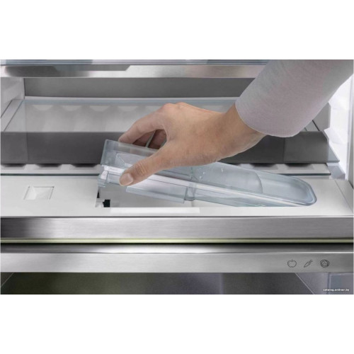 Холодильник Liebherr CBNstd 578i Peak BioFresh NoFrost