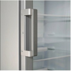 Холодильный шкаф Бирюса М290