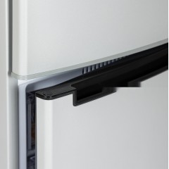 Холодильник Бирюса M551