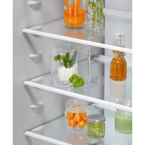 Холодильник с морозильником Electrolux ENT6MD19S3