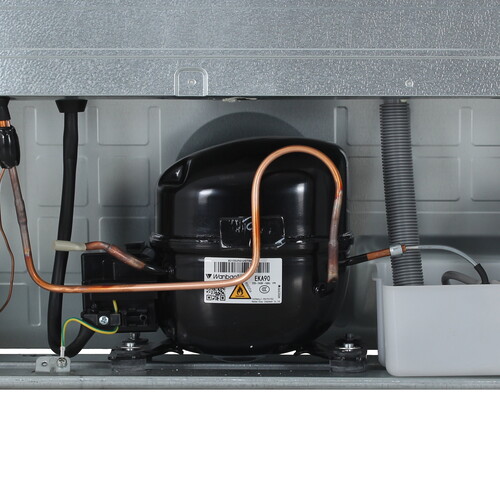 Холодильник с морозильником Candy CFN6200G