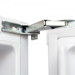 Холодильник с морозильником SCANDILUX CNFBI210E