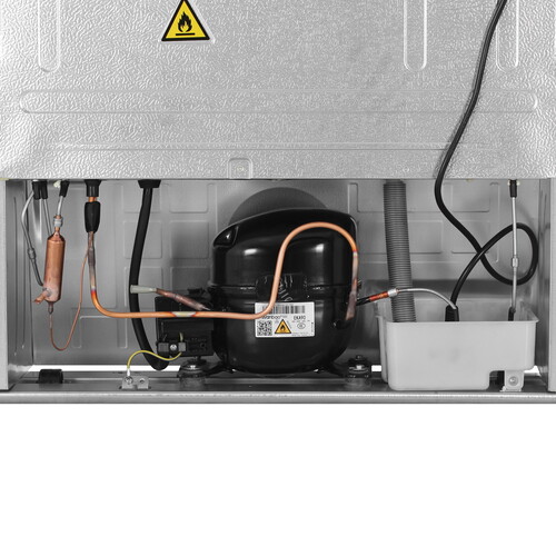 Холодильник с морозильником Candy CFN6200W