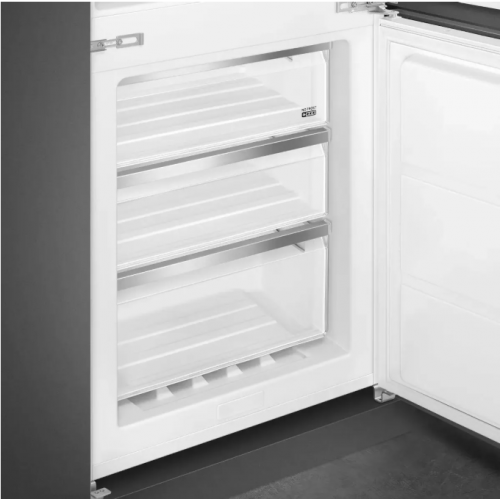 Холодильник с морозильником Smeg C9174TN5D
