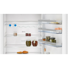 Холодильник с морозильником NEFF KB7962FE0