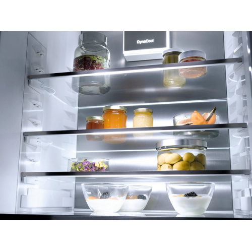 Встраиваемый холодильник Miele K 7777 C