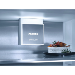 Встраиваемый холодильник Miele K 7777 C