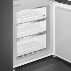 Холодильник с морозильником Smeg C9174TN5D1