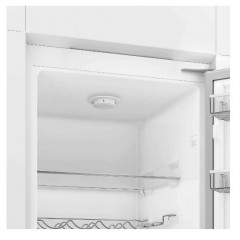 Встраиваемый холодильник Hotpoint HBDR 18