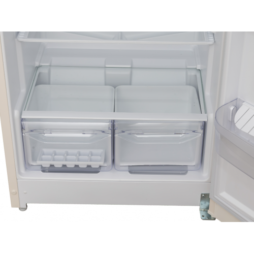 Холодильник с морозильником Indesit TIA 16 E