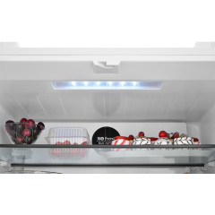 Холодильник с морозильником ZUGEL ZRCD430W