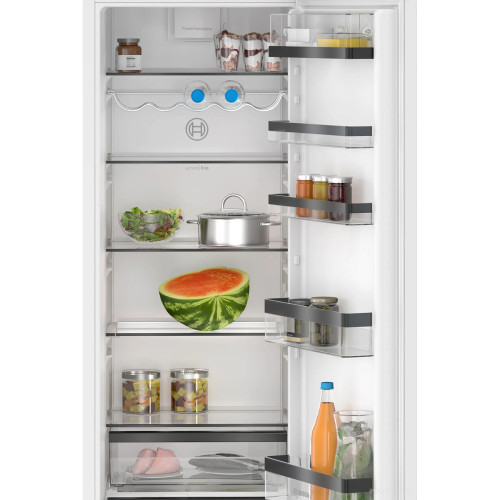 Холодильник Bosch KIR81SDD0