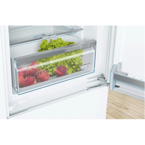 Холодильник Bosch Serie 6 KIS87ADD0