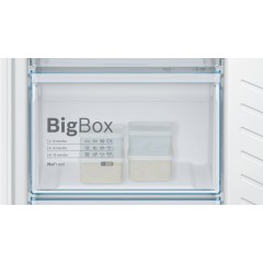 Холодильник с нижней морозильной камерой Bosch KIN86VS20R