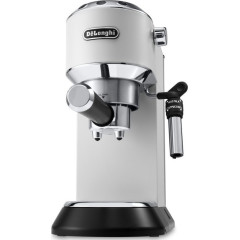 Рожковая помповая кофеварка Delonghi Dedica EC 685.M
