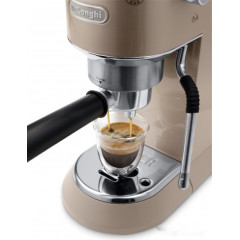 Рожковая помповая кофеварка Delonghi Dedica Arte EC885.BG