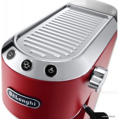 Рожковая помповая кофеварка Delonghi Dedica EC 685.R
