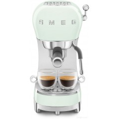 Рожковая кофеварка Smeg ECF02PGEU