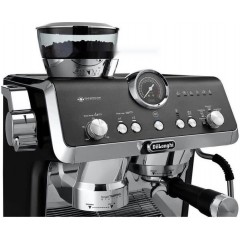 Рожковая кофеварка Delonghi La Specialista Opera EC9555.BK