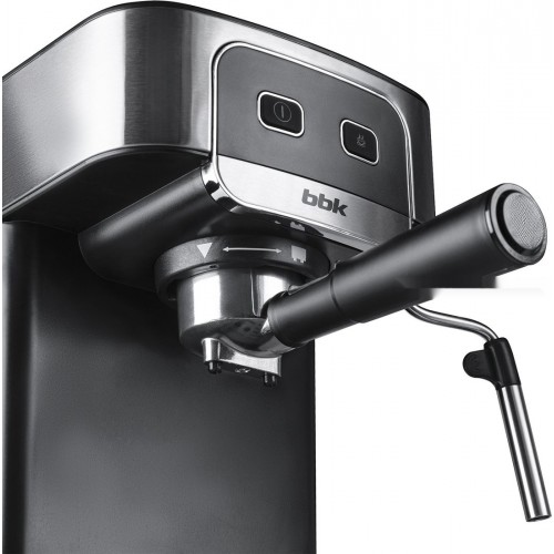 Рожковая кофеварка BBK BCM1500