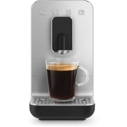 Кофемашина Smeg BCC11BLMEU