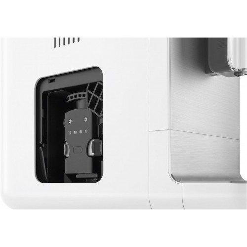 Кофемашина Smeg BCC12WHMEU